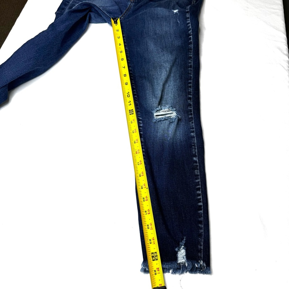 KanCan Estilo High Rise Button Fly Skinny Jeans Women’s Size 27 Distressed - Picture 14 of 17